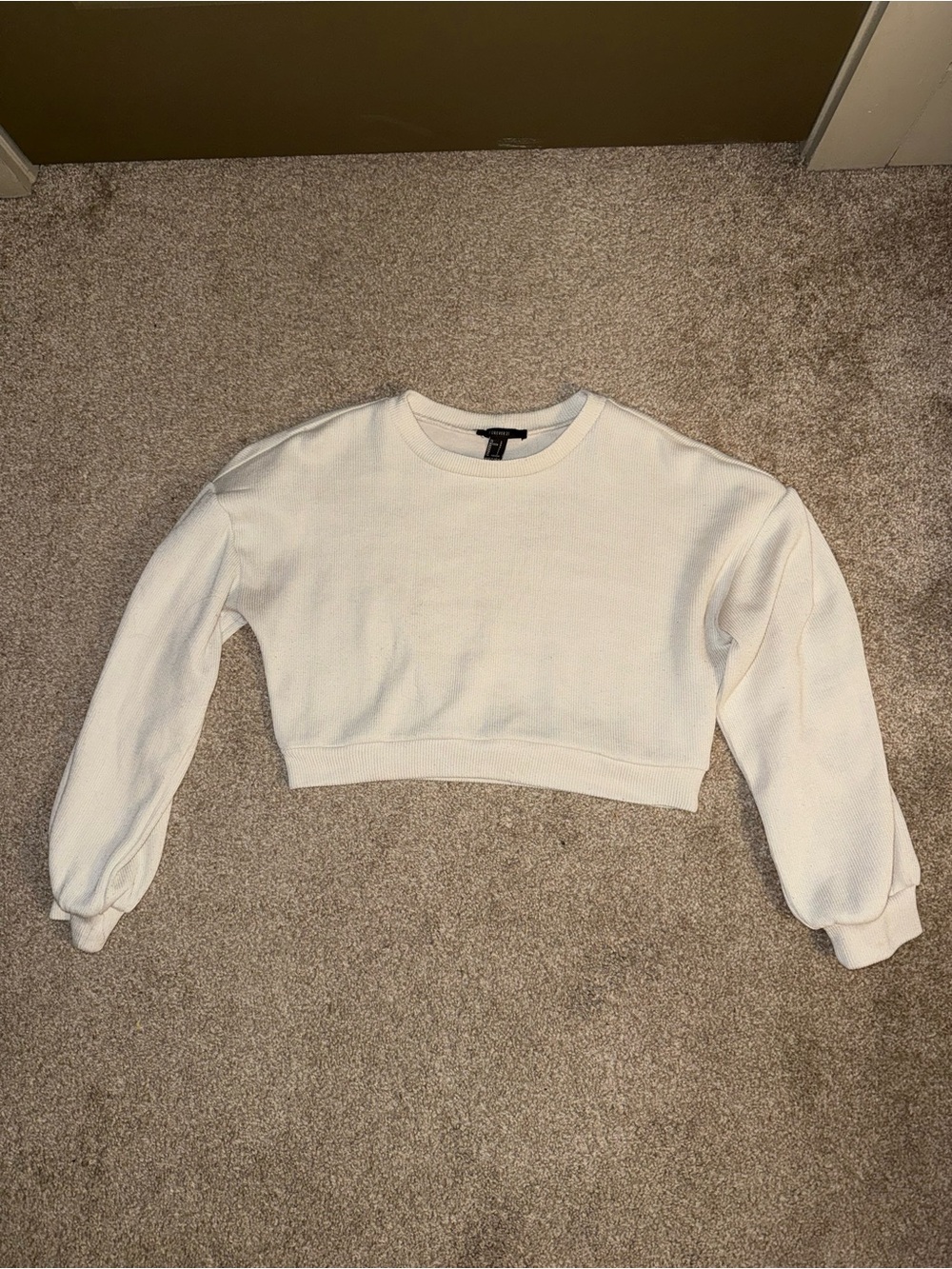 Forever 21 Cropped Crewneck Sweater - Cream